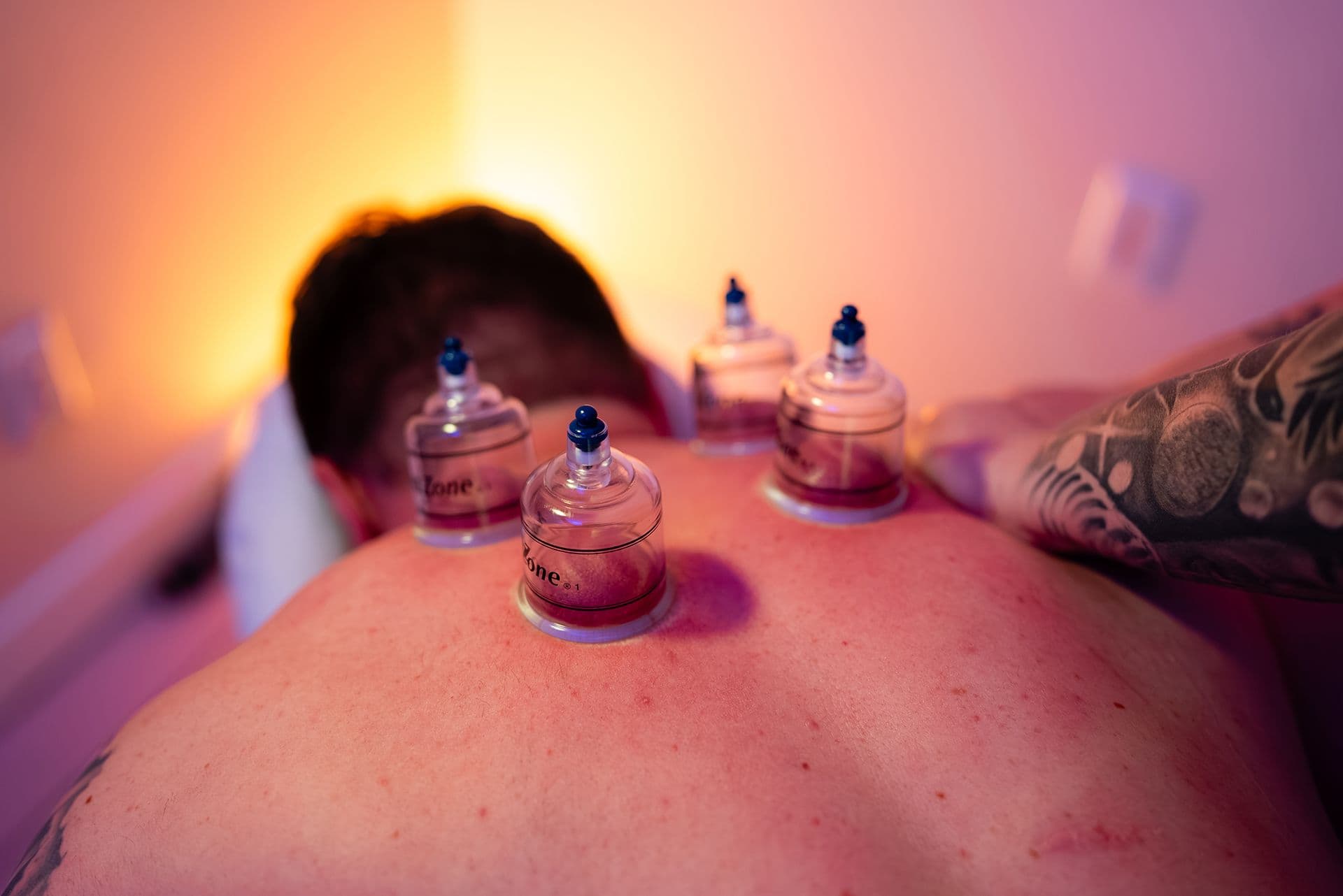 Terapia de masaje en 5D Wellness en East Bethel, MN