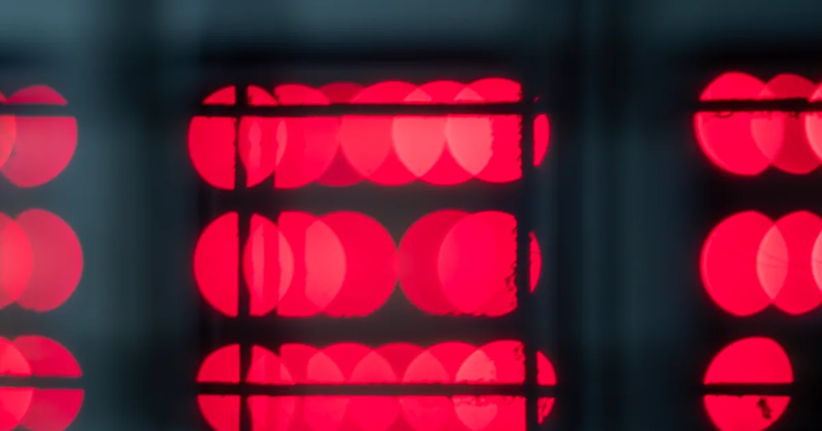 How to Prep Your Skin Before Red Light Therapy