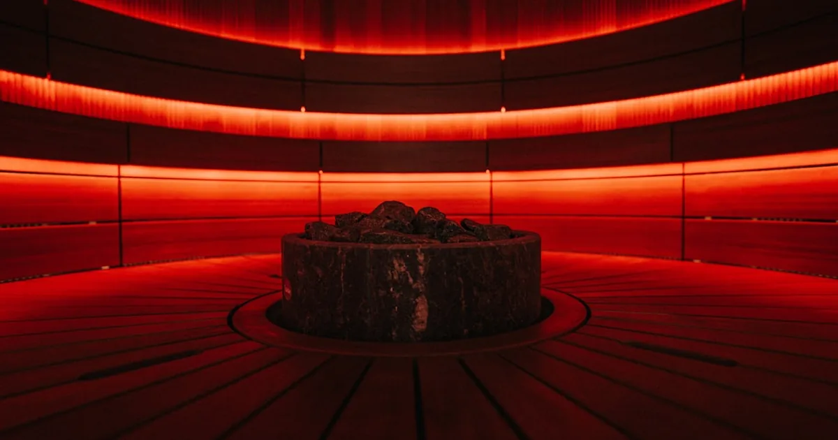 Red Light Therapy for Youth Hockey Families: Recovery for Athletes and Parents Near Cambridge